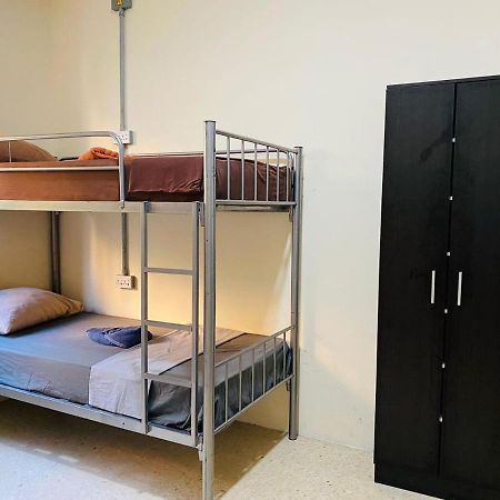 Saint Julian's Ommi Hostel מראה חיצוני תמונה