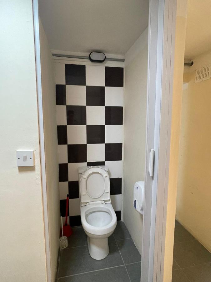 Saint Julian's Ommi Hostel מראה חיצוני תמונה